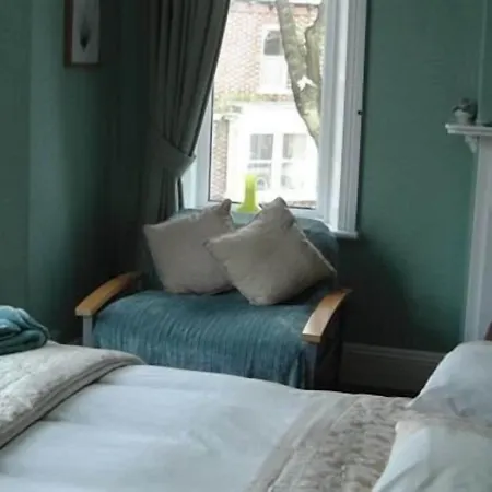 Warwick Carlisle (Cumbria)