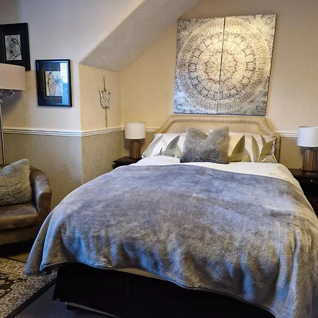 Warwick Guest house