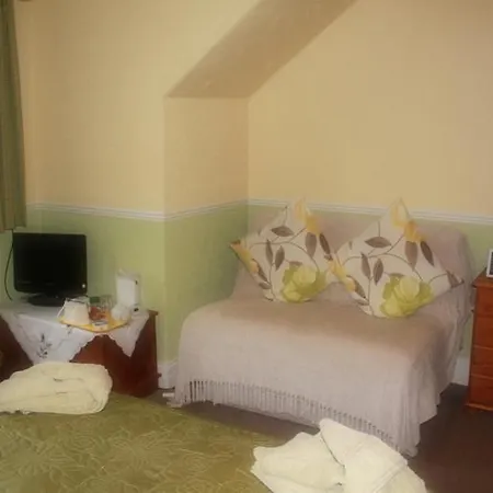 Warwick Guest house